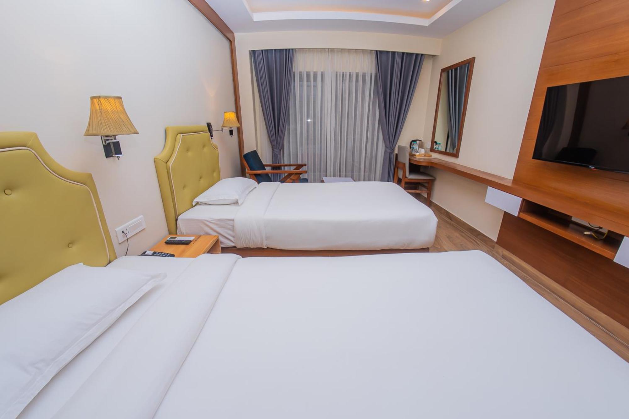 Hotel Fewa Trip Pokhara Luaran gambar