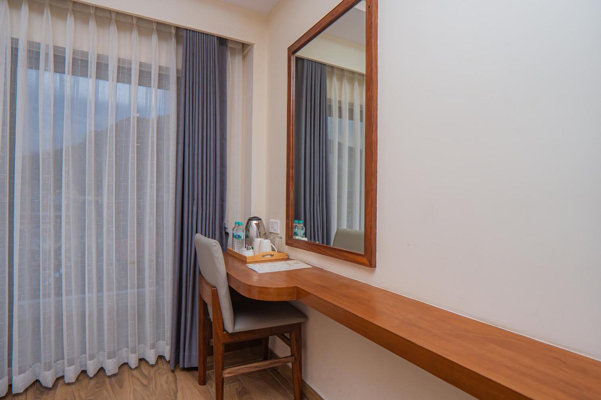 Hotel Fewa Trip Pokhara Luaran gambar