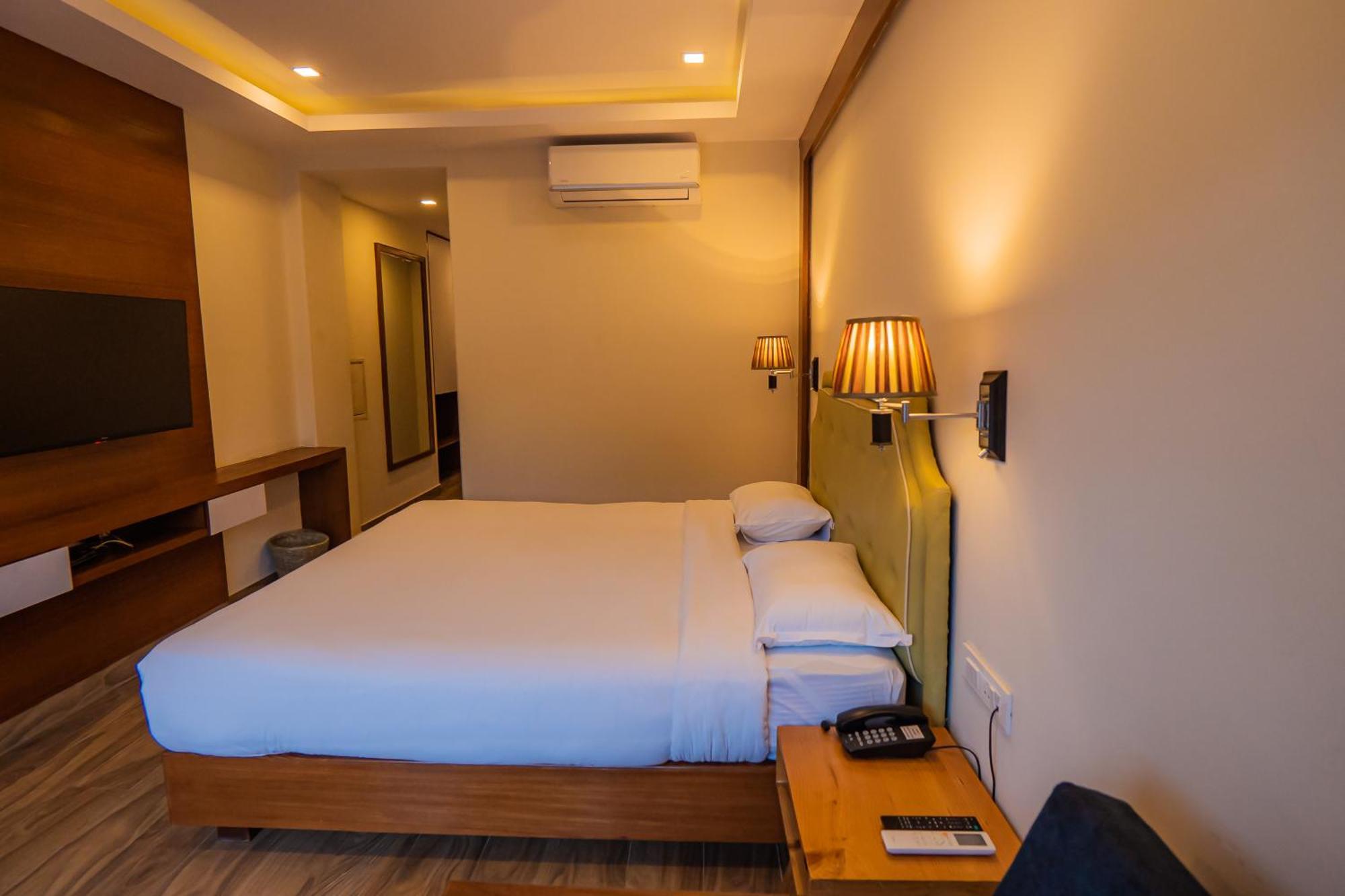 Hotel Fewa Trip Pokhara Luaran gambar