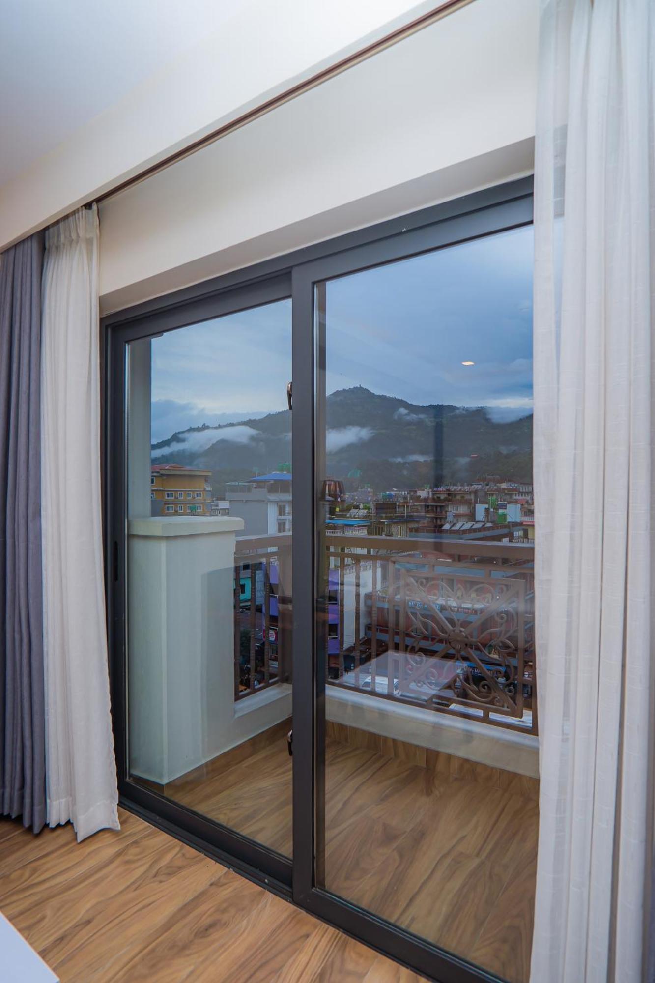 Hotel Fewa Trip Pokhara Luaran gambar